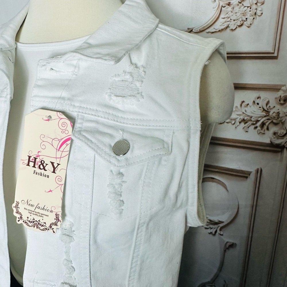 White Embroidered Heart Jean Vest - Floral Back - Picture 4 of 14